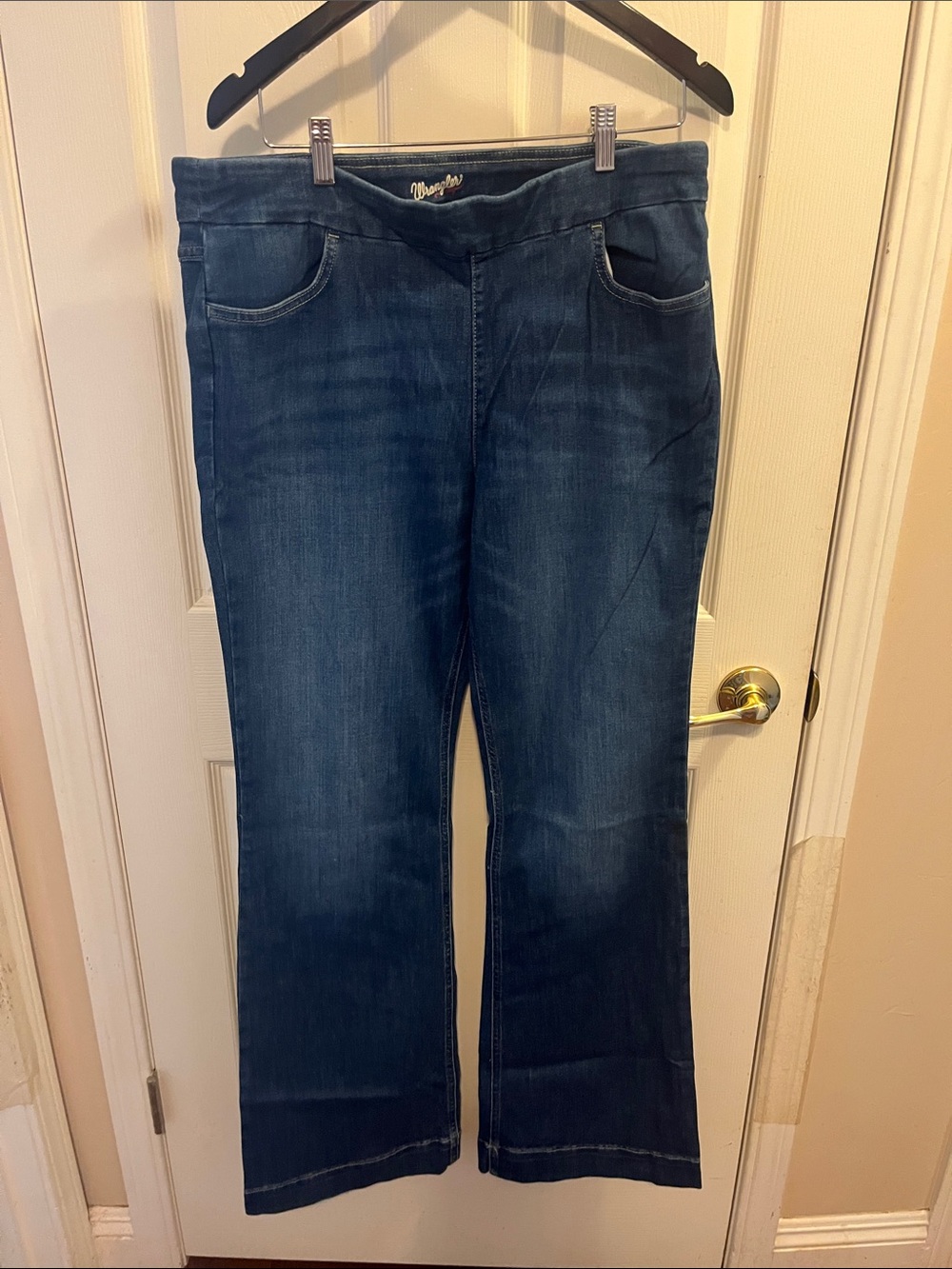 Wrangler Women's Indigo Bootcut Stretch Jeans
